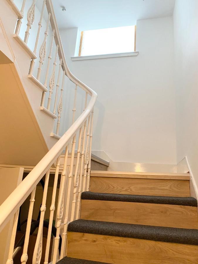 Waterloo Townhouse อินเวอร์เนส ภายนอก รูปภาพ