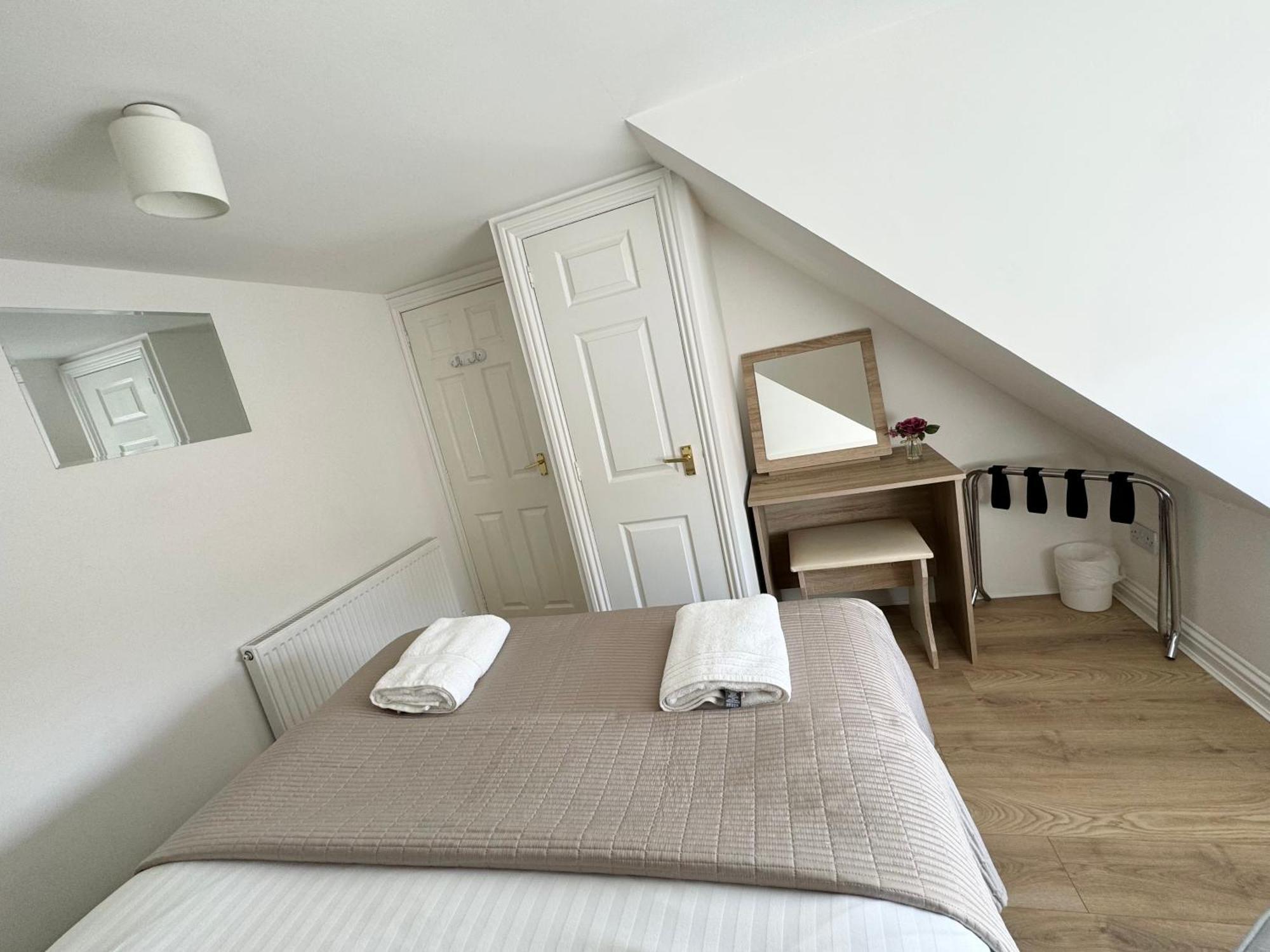 Waterloo Townhouse อินเวอร์เนส ภายนอก รูปภาพ